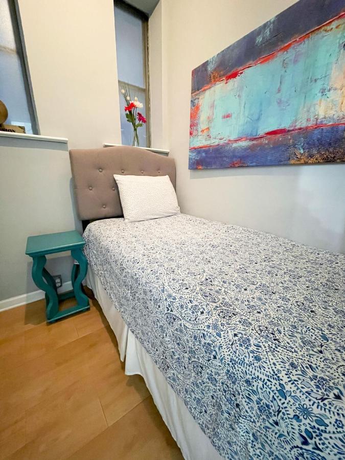 Wrigleyville Friends Unit - 5Bdrm Чикаго Экстерьер фото